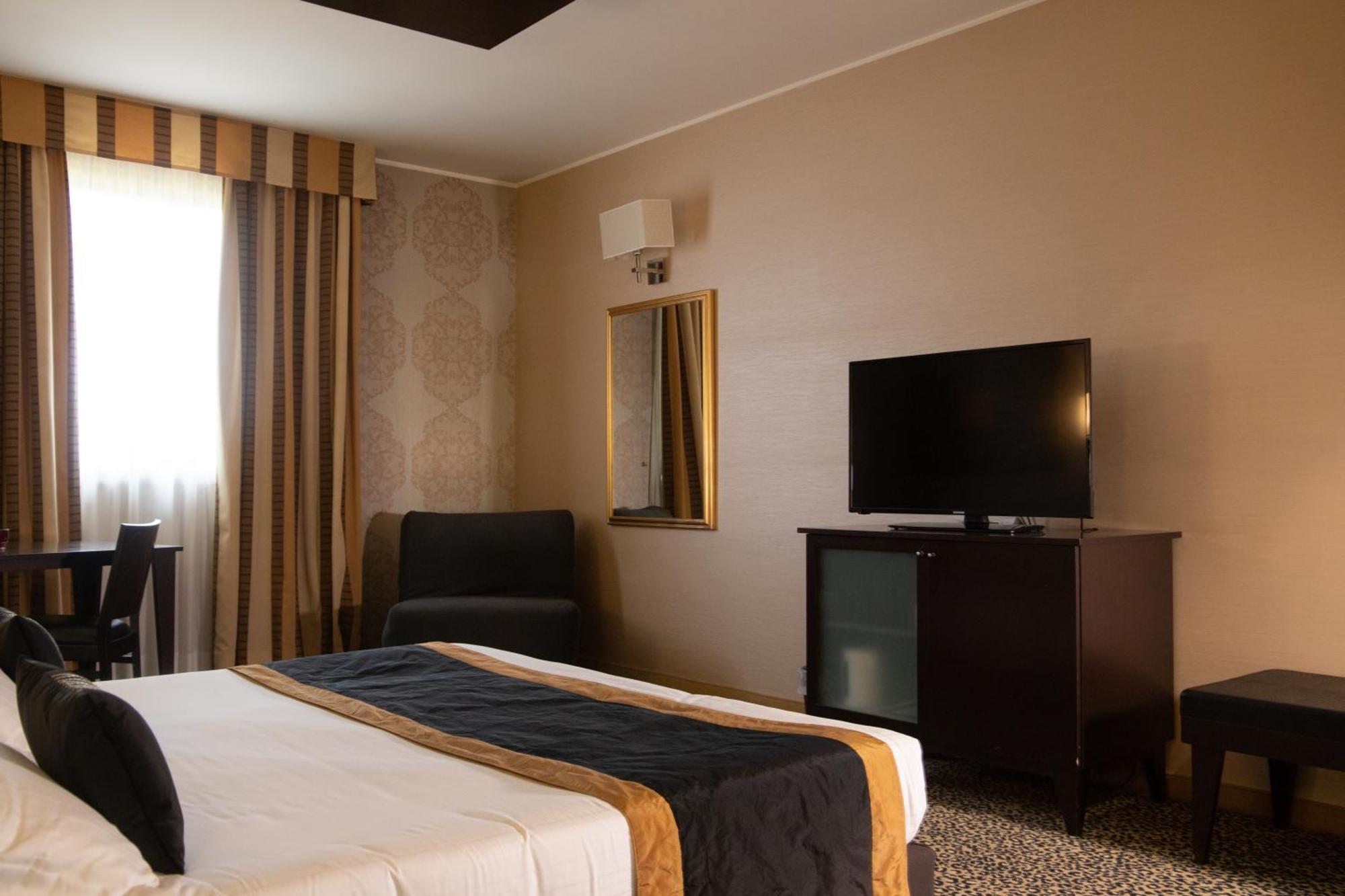 Hotel Motel Del Duca Cava Manara Buitenkant foto