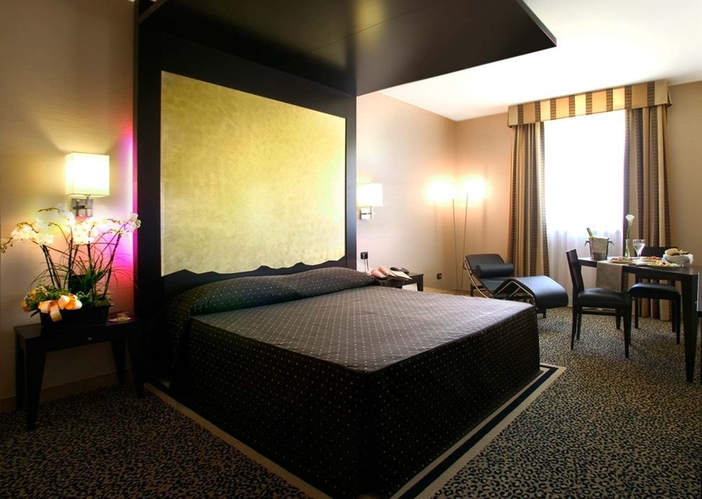 Hotel Motel Del Duca Cava Manara Buitenkant foto